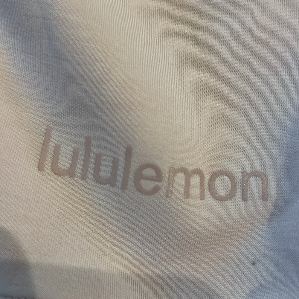 Super soft pink lululemon crewneck - Picture 6 of 6